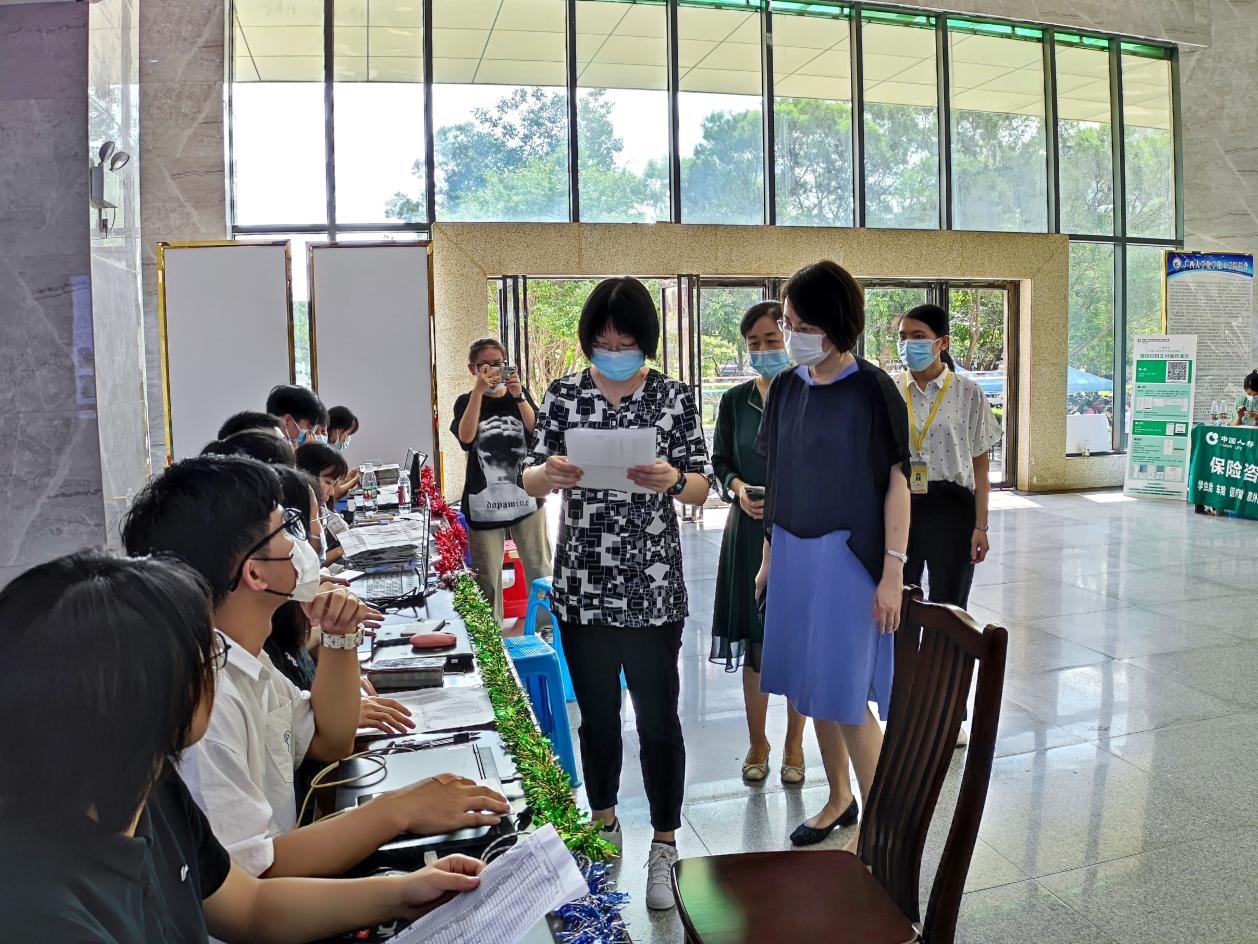 bwin必赢国际中国官方网站2022级新生开学迎新
